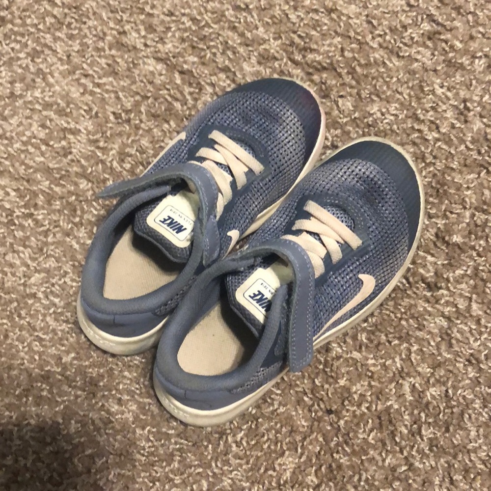 Nike Sneakers